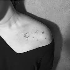 Moon Star Tattoo For Women Tattoo Sterne Tatowierungen Minimalistisches Tattoo