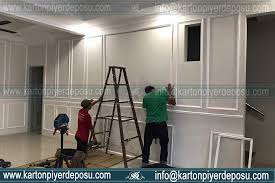 Asma tavanlar gibi metal çubuklarla asılmaz. Duvar Citasi Nasil Uygulanir Poliuretan Cita Nasil Yapistirilir Duvar Citalari