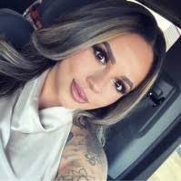 Annalee Miller's Instagram, Twitter & Facebook