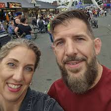 Cattle fans and metal drumming enthusiasts discussion