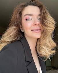 Sasha Horton's Instagram, Twitter & Facebook