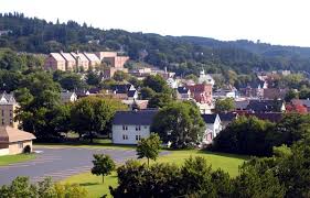 Outstanding undergrad programs in liberal studies, health sciences, art & design, and business. Finlandia University Student Reviews Scholarships And Details