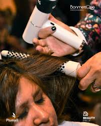 Con nuestra línea Black Platinum podés lograr el color que quieren tus  clientas, ya que deposita color y también lo matiza!! Esta increíble