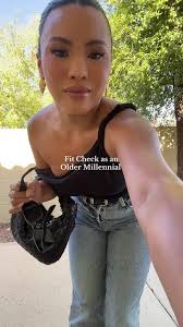 Mom Jean Outfits with Heels