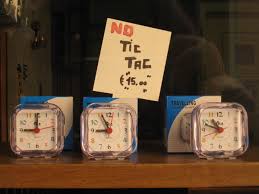 20 consonants giving 24 phonemes, and 6 vowels giving 20 phonemes. Onomatopoeia Wikipedia