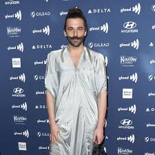 Learn about jonathan van ness: Jonathan Van Ness Queer Eye Star Spricht Uber Seine Hiv Diagnose Stern De