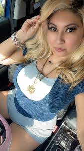 Vanessa Botello's Instagram, Twitter & Facebook