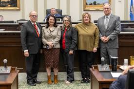 Williams, Roberts Recognize Lisa Moss, Oklahoma Survivors' Act