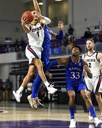 Jalen suggs announced monday that he is declaring for the nba draft, an anticipated move for the gonzaga star from minnehaha academy who is expected to be a top 5 pick. No 1 Gonzaga Men Pull Away From No 6 Kansas For Mark Few S 600th Win As Zags Coach The Seattle Times