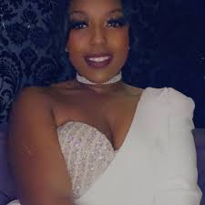 Felicia Webb's Instagram, Twitter & Facebook