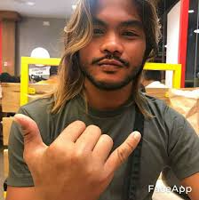 Guys maraming salamat sa suporta nyo sa Armando! Sya nga pala pag wala  kayong ginagawa comment kayo rito ng LITRATO nyo,ang size ay 2x2 tapos yung  pinakamaraming HEART REACTION ay ipapatattoo ko.