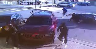 Edmond harris, 18, is charged with carjacking. Video Released Of Carjacking Shootout That Killed Retired Firefighter In Chicago Cbs 17
