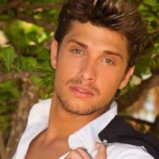 Jonathan Álamo (@alamvil)