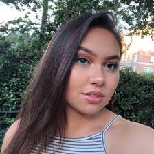 April Meade's Instagram, Twitter & Facebook