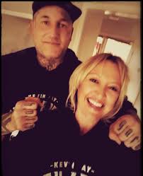 Missing Soulmates and Sharing Experiences of Loss