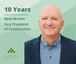 David Linsalata's Instagram, Twitter & Facebook