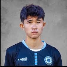 Kim Malcolm's Instagram, Twitter & Facebook