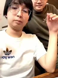 Venus Wise's Instagram, Twitter & Facebook