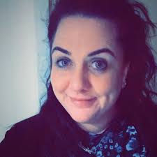 Hi all, I'm looking for a photographer for a family shoot with a newborn  (rather than a traditional newborn shoot), ideally one that will do a  combination of neutral and Christmas shots.