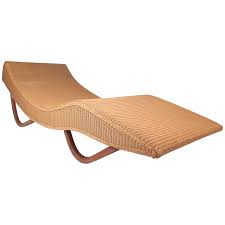 48 x 62 x 105 # h siège 50. Lloyd Loom Italia Wicker Chaise Longue For Sale At 1stdibs