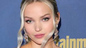 Dove Cameron ('Los Descendientes') muestra orgullosa su gran talento más  allá del mundo del espectáculo