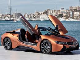 İlk olarak geçtiğimiz senelerde konsept olarak tanıtılan bmw i8 spyder cabrio,şimdi de üretim bandına giriyor. Bmw I8 Roadster Foto Icon Wheels