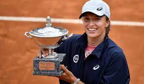 Find all the latest articles and watch tv shows, reports and podcasts related to iga swiatek on france 24. Wta Turnier In Rom 6 0 6 0 Iga Swiatek Demontiert Karolina Pliskova Im Finale