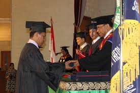Seperti apa profil para pengajar di kampus ini? Wisuda 2015 Sttin Jakarta
