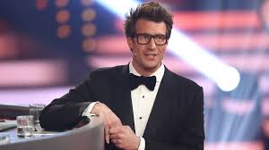 Wie hoch ist das vermögen des moderators? Daniel Hartwich Alles Uber Seine Freundin Und Kinder Jolie De