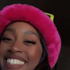 Jerry Rolfe's Instagram, Twitter & Facebook