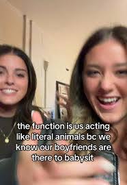 Anna Beardsley's Instagram, Twitter & Facebook