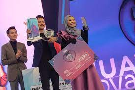 Streaming online full album serta dapatkan koleksi playlist terbaikmu di metrolagu download lagu cinta kita mp3 gratis 320kbps (4.87 mb). Rm50 000 Jadi Milik Naqi Ayuni Dalam Lagu Cinta Kita Utusan Borneo Online