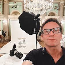 Im Aussendienst. #aussendienst #blackandwhitecowboy #fredperry  #wartenaufgodot #lustaufluster #hiergibtesnichtszusehen #rocknrolldecadence