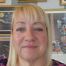 Michelle Chute's Instagram, Twitter & Facebook