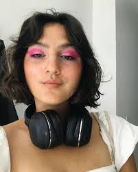 This cliffhanger right here reminds me of the ending of the 9th episode of  season 1 CW's Flash