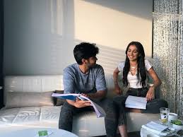 The movie is directed by gireesaaya. Adithya Varma New Pair Dhruv Vikram And Banita Sandhu Stills Social News Xyz