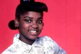 Derek Hough is the new 'Extra' host, replacing Billy Bush