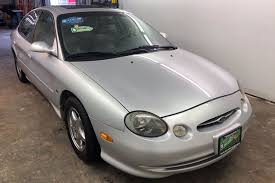 At its launch, the sho faced competition from cars like the buick lucerne super, the dodge charger r/t, and the acura rl. Autotrader Find Rare V8 Powered Ford Taurus Sho Autotrader