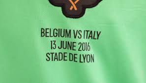 Wanneer het nationale elftal van italië deze wedstrijden wint, is het verzekerd van een rechtstreeks ticket voor euro 2016, welke plaatst. Courtois Match Issue Belgium Italy Shirt Euro 2016 Charitystars