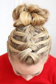 French Braids Are Always Loved By The Girls And Ladies It S A Perfect Styling Option For A Romantic Or Fa Hair Styles Braided Hairstyles Updo Long Hair Styles