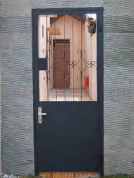 Pagar minimalis yang bagus menggunakan pintu lipat besi biasanya memiliki harga lebih mahal, jadi perhatikan saja harga pagar minimalis. 34 Ide Pintu Pintu Minimalis Jendela