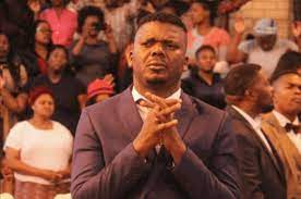 Makamu mwenyekiti wa ccm tanzania bara, philip mangula, alhamisi ya leo katika ofisi ndogo ya kauli ya kwanza ya makamu mwenyekiti yanga baada ya ushindi! Family Of Girl Who Was Begged For S E X By Bishop Israel Makamu Spills More Dirt