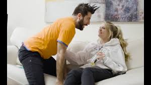 Une programmation éclatée et éclatante destinée à toute une gamme de clientèles. Ma Rupture Avec Yannick De Martino Youtube