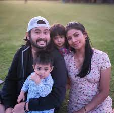 She was the youngest of five children of the couple bustamam bin hh che' puan khaleeda received her early education at sekolah rendah kebangsaan taman seri gombak, selangor between 2001 and 2003. Cantik Tapi Tak Sombong Chef Wan Puji Sikap Ym Che Puan Khaleeda Isteri Tmj Soya Lemon