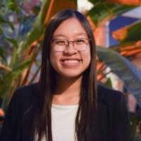 Sara Louie's Instagram, Twitter & Facebook