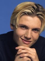 Why I M Embracing The 90s Middle Part Vogue