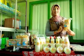 Setiap peserta kejar dapat mengikuti berbagai program pemerintah seperti kelompok belajar paket c bisa menjadi pilihan. Siti Nafsiah Pelajar Kejar Paket C Yang Jadi Pengusaha Sukses