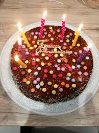 Gateau Smarties Gateau Smarties Gateau Anniversaire Enfant Creme Au Chocolat