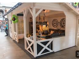 Gartenhaus Tuinhuisje Gartenhaus The Post Gartenhaus Appeared First On Gartnern Pinterest Blog Gartnern Gartenhaus V 2020 G Nebolshie Besedki Domiki Veranda Dekor