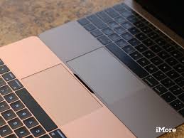 My review unit was gold, which actually looks more like rose gold. What Color Macbook Should You Get Silver Gold Rose Gold Or Space Gray Imore